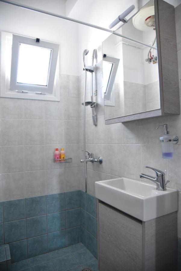 Lechaio Family Apartments 3 מראה חיצוני תמונה